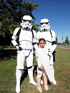 birthday-party-characters-stormtrooper-225x300