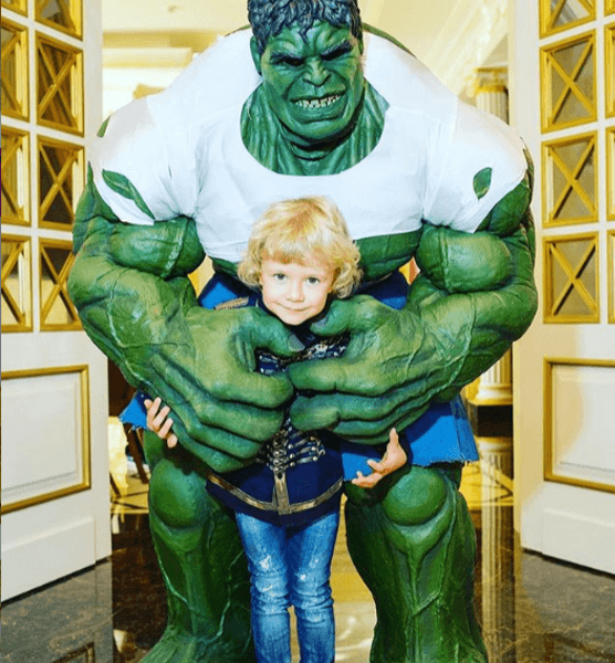 rent-a-superhero-for-a-birthday-party-hulk-1 rent-a-superhero-for-a-birthday-party-hulk